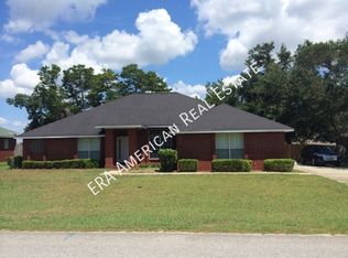 2921 Pga Blvd, Navarre, FL 32566