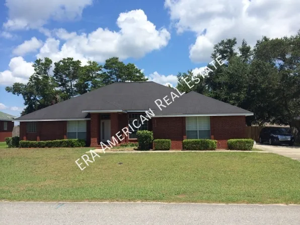 2921 Pga Blvd, Navarre, FL 32566