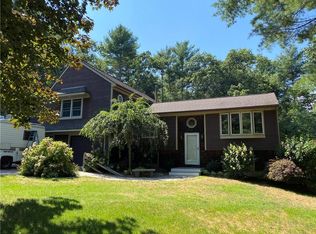 40 Indian Cedar Dr, Charlestown, RI 02813