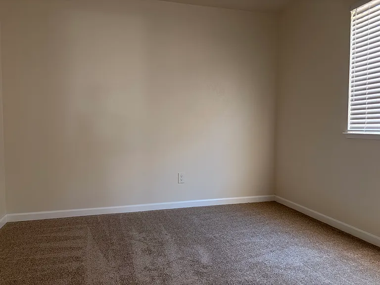 10 Clay Ct #10 — Photo 10