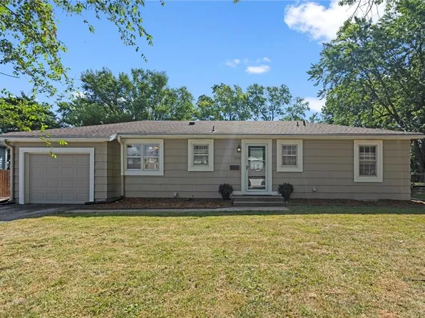 704 S Church St, Olathe, KS 66061