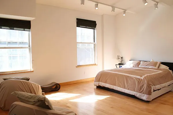 Rented by Level Group | media 4