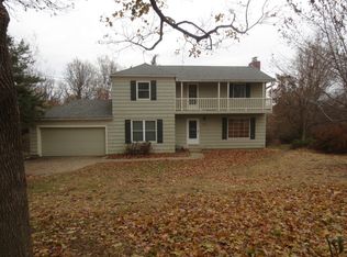 3749 N Briarcliff Rd, Kansas City, MO 64116