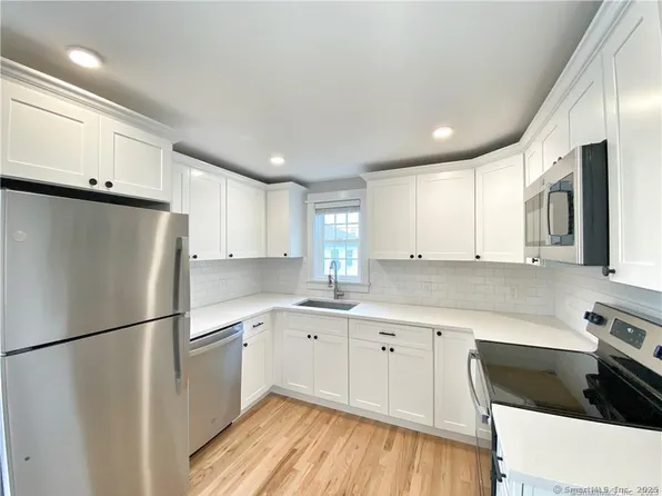 32 Pulaski St #3, Norwalk, CT 06851