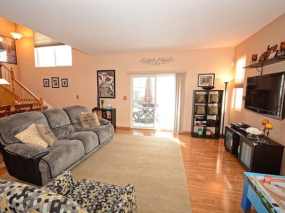 2nd image of 2421 Brush Hill Cir