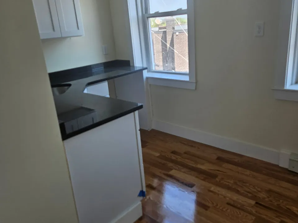 2 Malden St #33