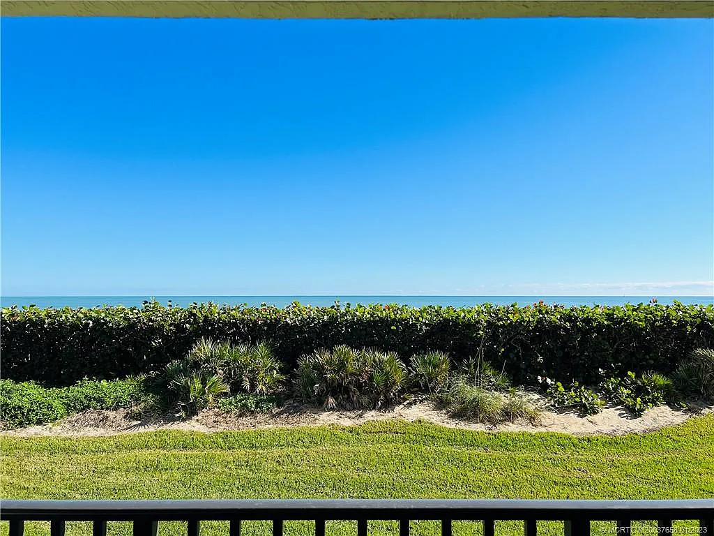 2 bed, 2.0 bath, 1197 sqft, $5,100 — Photo 1