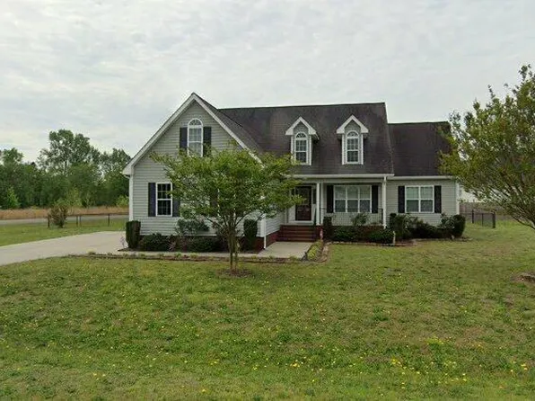 100 Bluecrest Pl, Goldsboro, NC 27534