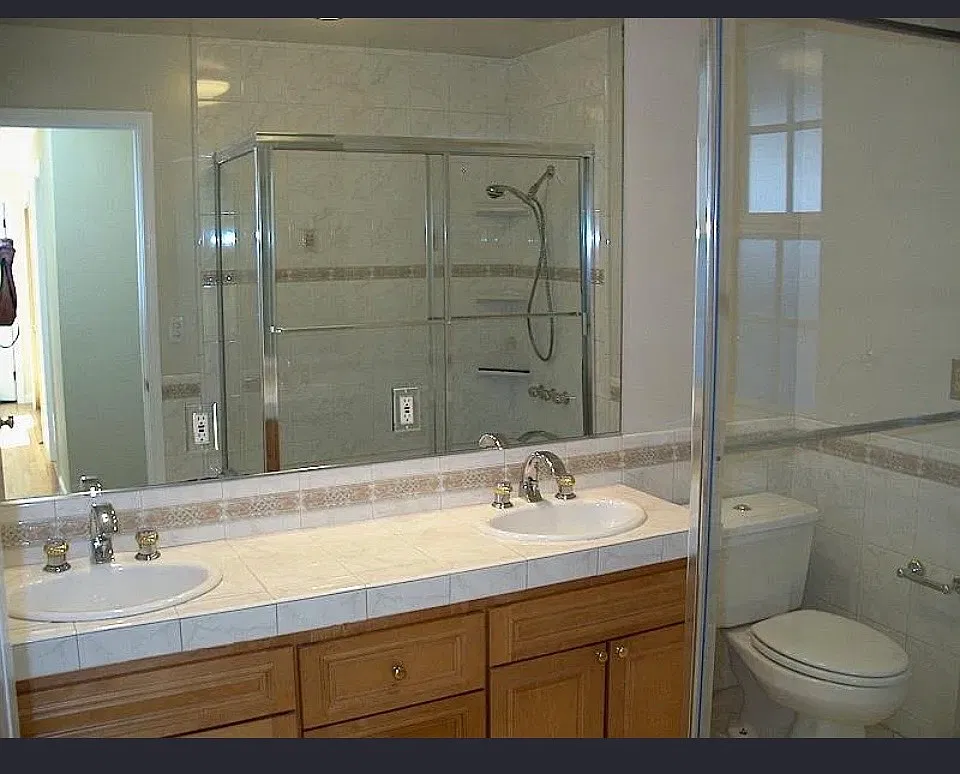 3 bed, 1610 sqft, $6,000 — Photo 2