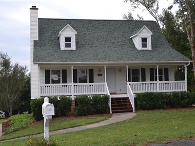 183 Reuter Way, Winston Salem, NC, 27127