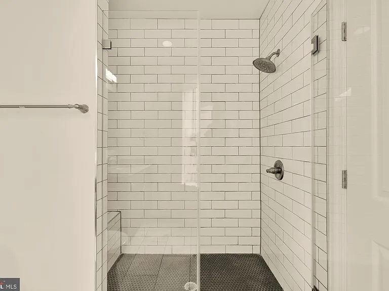 760 Gresham Pl NW #5164696158 — Photo 19