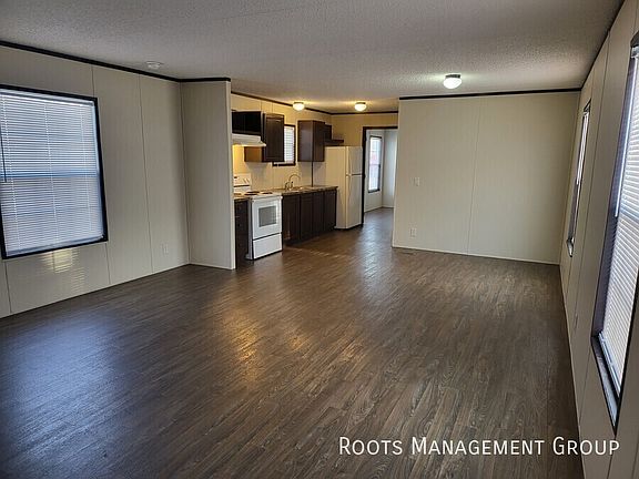 5th image of 2611 Aspen St #2611A