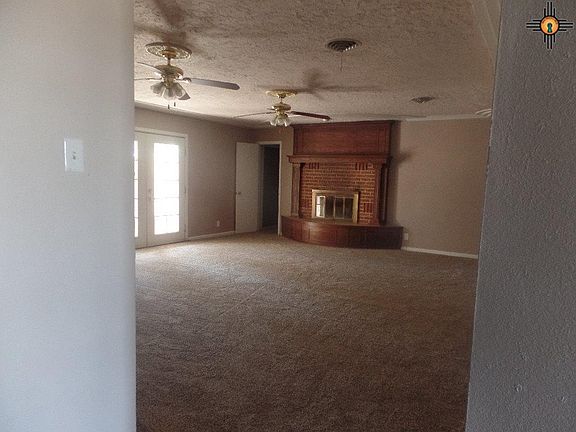 4th image of 1805 S Avenue A