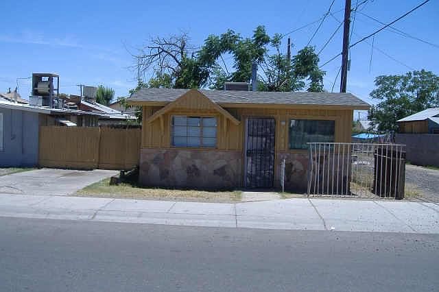 2nd image of 1846 N 37TH Avenue
