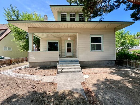 121 7th Ave N