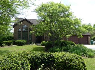 7275 Roberts Rd, Hilliard, OH 43026