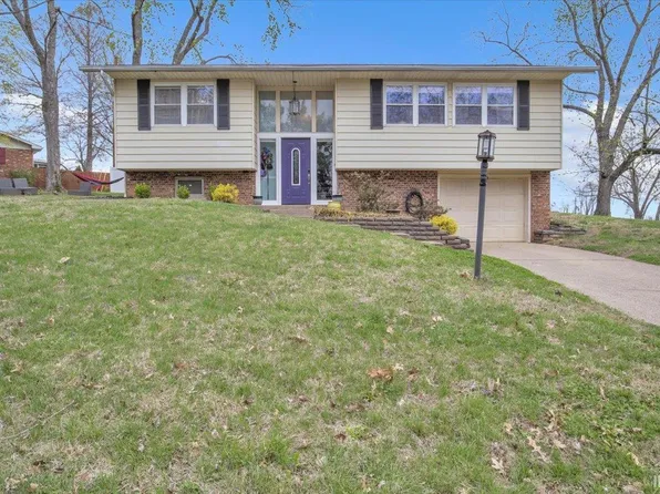 1603 Hawthorne Dr, Mount Vernon, IN 47620