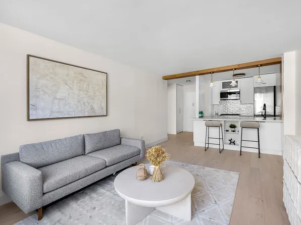 2 S End Ave APT 6F, New York, NY 10280