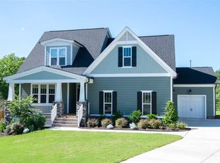 3332 Heathrowe Grove Ct, Fuquay Varina, NC 27526