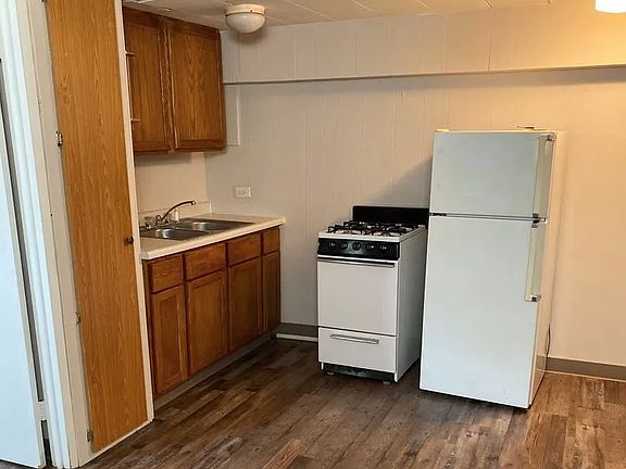 3rd image of 913 W Church St #11188205