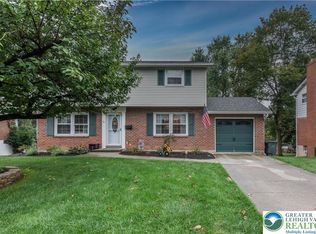 1541 Stanford Rd, Bethlehem, PA 18018