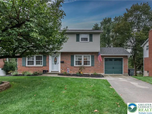 1541 Stanford Rd, Bethlehem, PA 18018