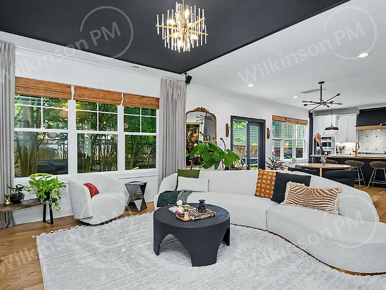 221 Gardner Ave — Photo 7