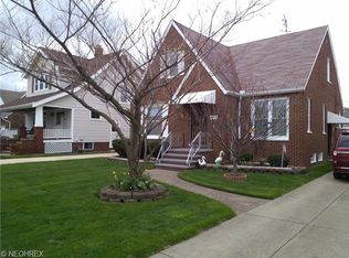 6370 Stanbury Rd, Parma, OH 44129