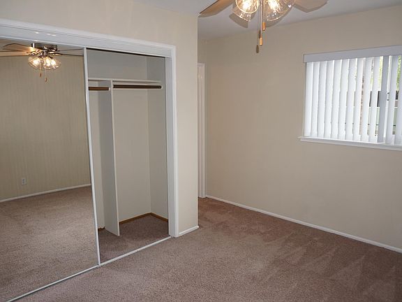 4th image of 862 Coleman Ave #862H