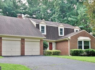 1106 Bettstrail Way, Rockville, MD 20854