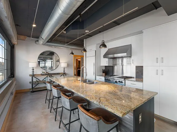 525 3rd St #414, Minneapolis, MN 55401