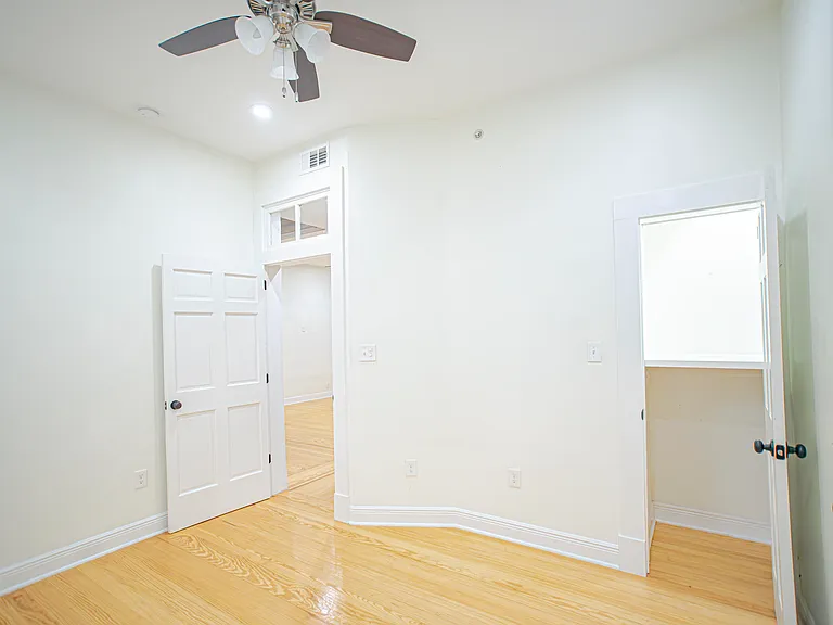 4121 Magazine St #1 — Photo 17