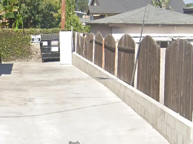 25223 Western Ave — Photo 1