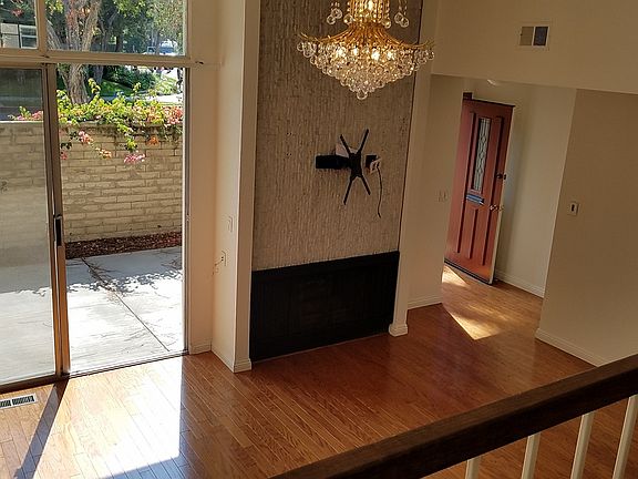 3rd image of 4754 La Villa Mari Unit J