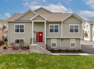 1962 Rena Ln, Yorkville, IL