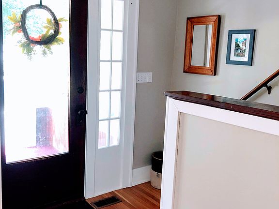Front entryway