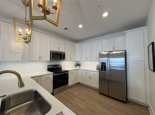 420 Capstone Dr #307, Lynchburg, VA 24502