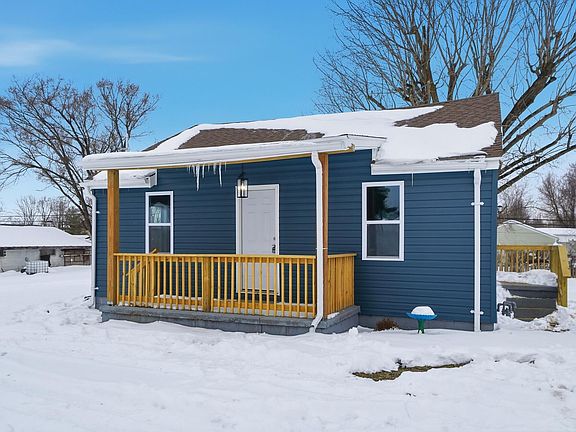 2nd image of 402 Highview Ave