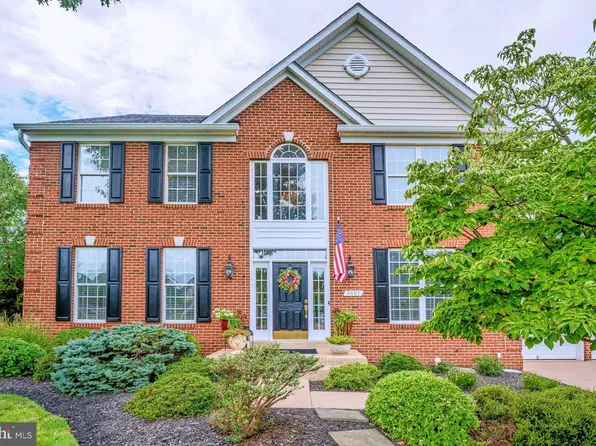 5801 Serengeti Ct, Haymarket, VA 20169