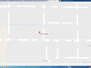 220 S York St, Bushnell, FL 33513
