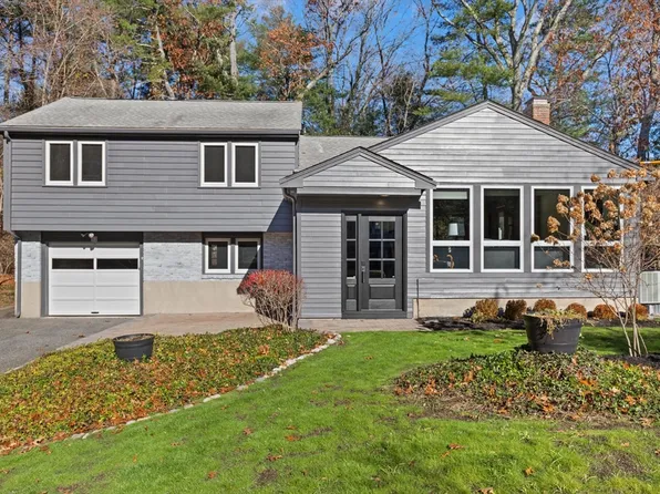 12 Hickory Rd, Sudbury, MA 01776