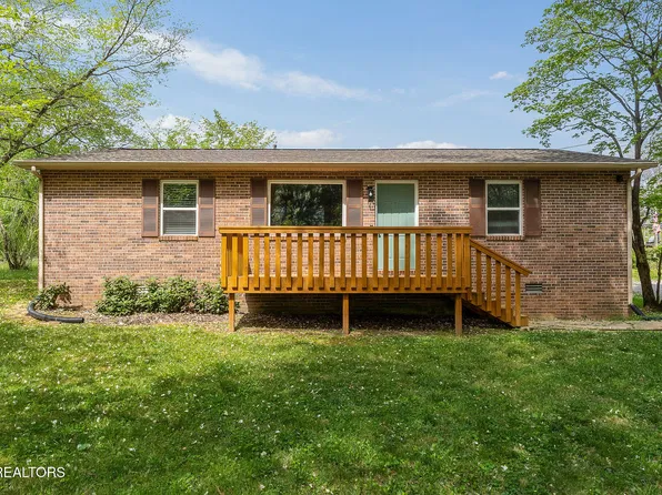 1423 Shadow Ln, Cookeville, TN 38501