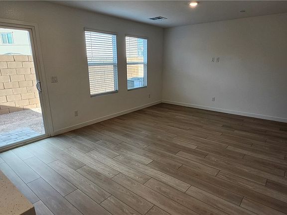 5th image of 115 Scarhill Track Ave