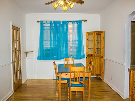 3rd image of 1827 Kimball St