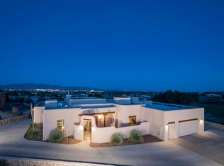 6827 Alhambra Ct, Las Cruces, NM 88007