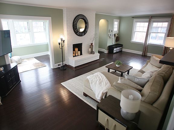 4th image of 3462 Ault View Ave