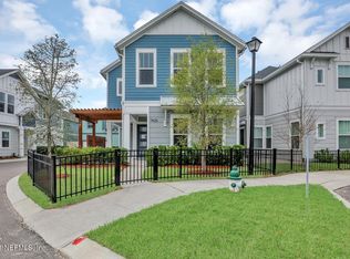 7425 Beach Walk Pl, Jacksonville, FL 32256