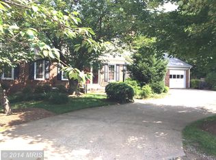 11206 Vale Rd, Oakton, VA 22124