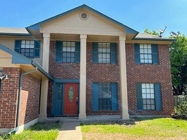 13126 Kellies Farm Ln, Austin, TX 78727 | Zillow