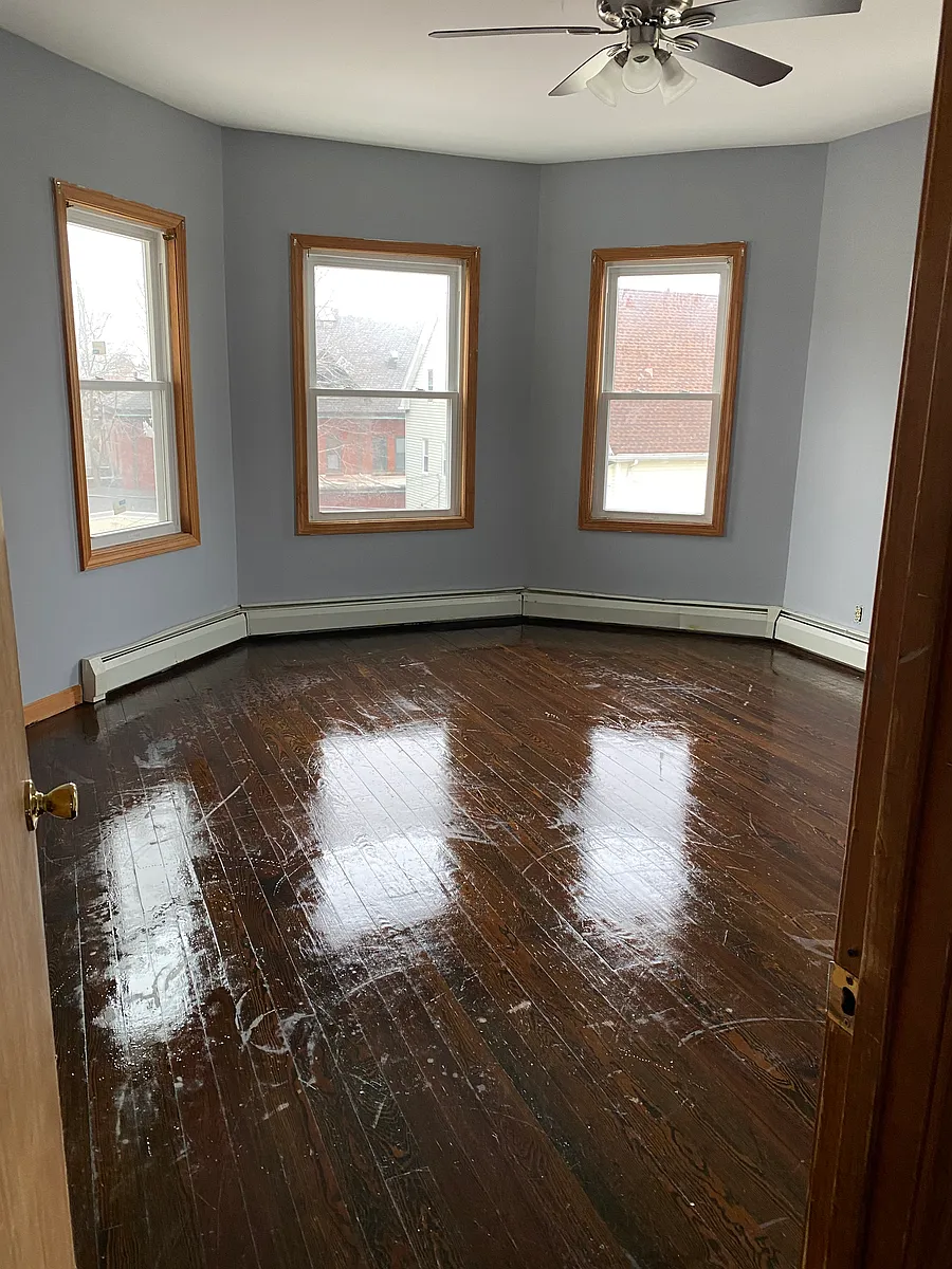 Photo 2 of 5 - 228 Collette St #3 - New Bedford, MA Building Photo - 228 Collette St #3